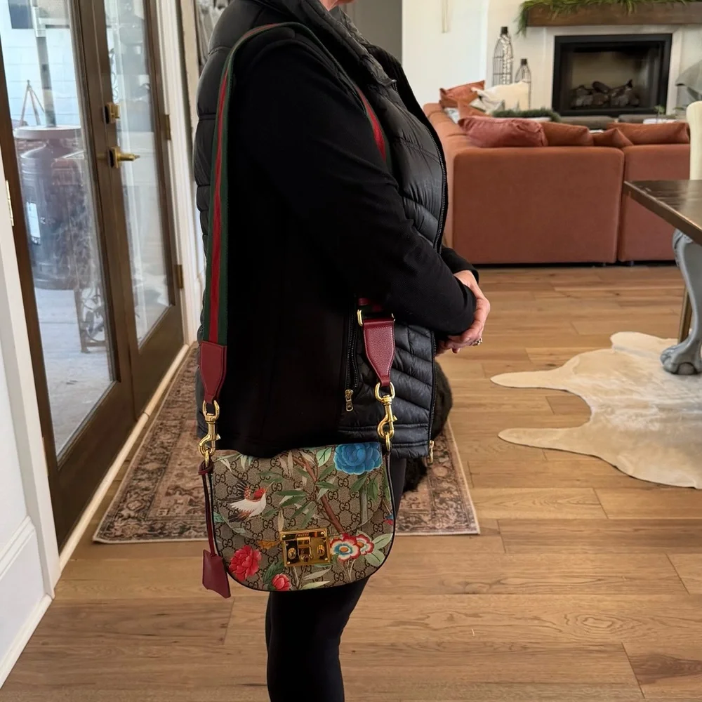 Gucci Crossbody Bag with Floral and Bird Design - Multicolor - Picture 7 of 7